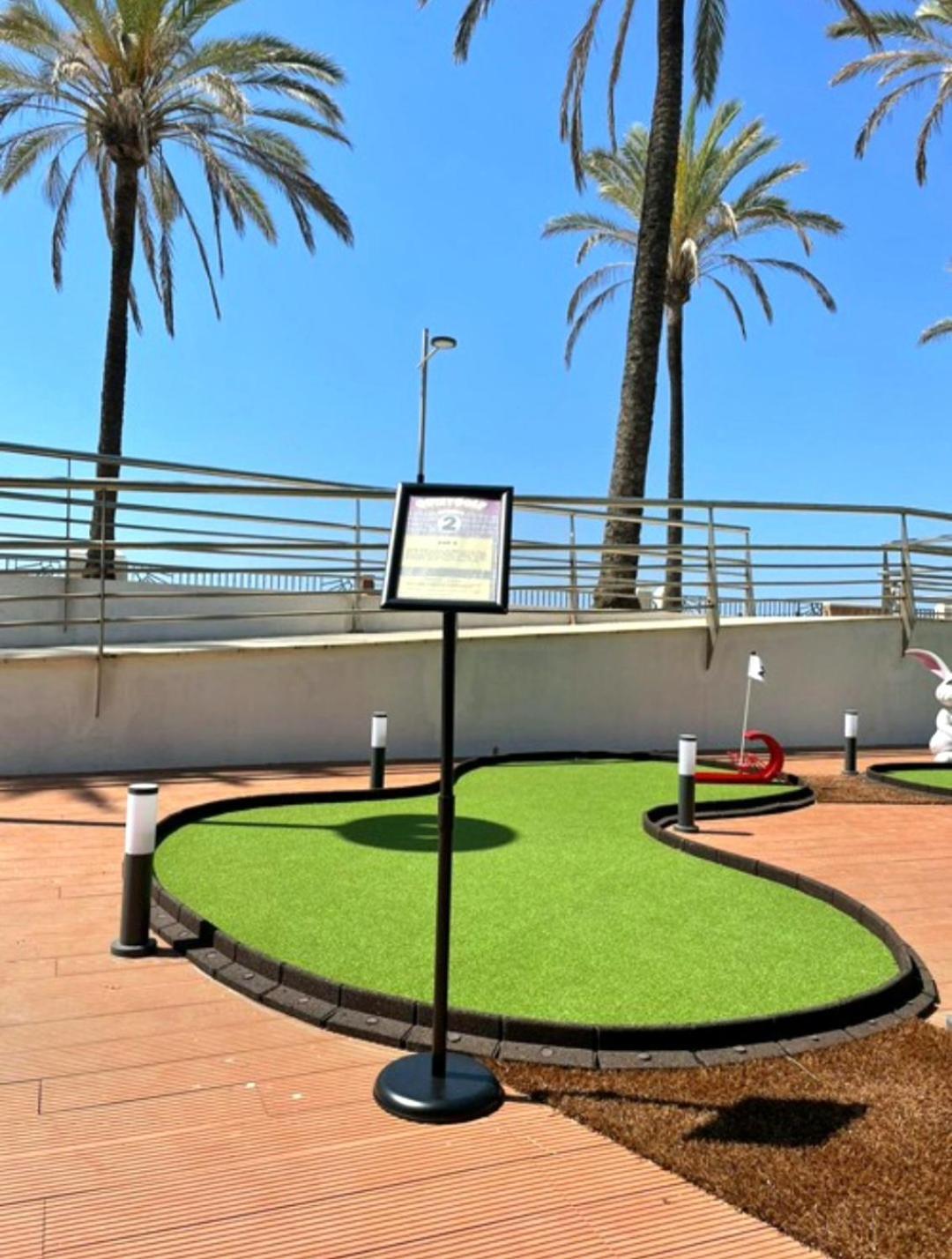 Luxury Beachfront Apartment With Pool, Sauna, Fitness And Gym In Province Malaga, Andalusia Mijas Bagian luar foto